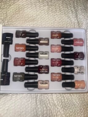 Elle Gel Nail Polish Collection - Teal, Coral, Yellow, Purple